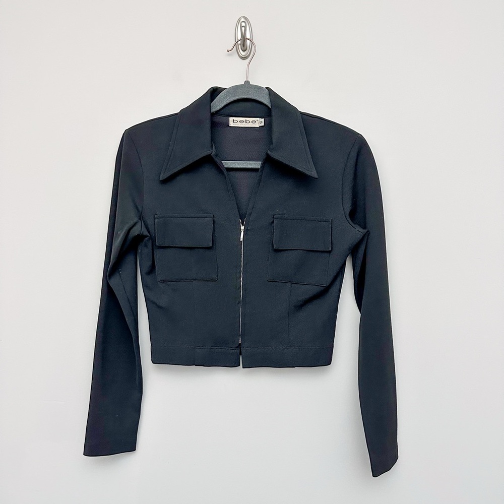 Bebe Vintage Y2K Black Collared Long Sleeve Zip Up Crop Top